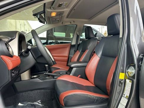 Used 2013 Toyota RAV4 Limited image 13