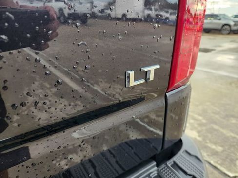 Used 2023 Chevrolet Silverado 1500 LT image 9