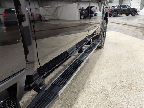 Used 2020 GMC Sierra 2500 Denali w/ Denali Ultimate Package image 11