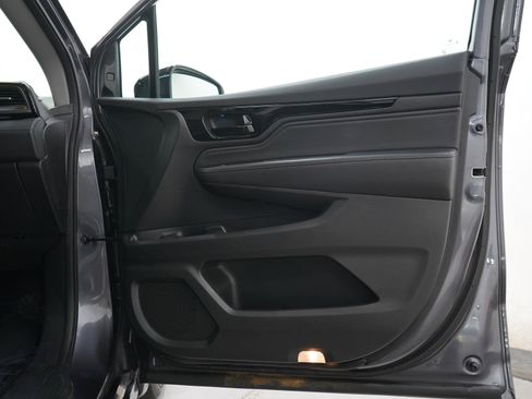 Used 2022 Honda Odyssey Elite image 9