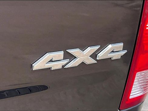 Used 2016 RAM 1500 Big Horn AWD/4WD image 9