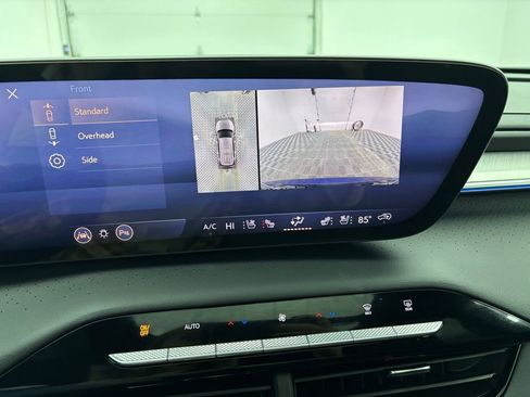 New 2026 Buick Enclave Avenir w/ Super Cruise Package image 3