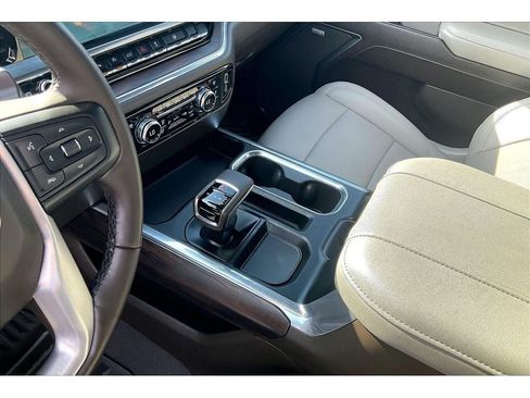 Used 2023 GMC Sierra 1500 SLT w/ SLT Premium Plus Package AWD/4WD image 19