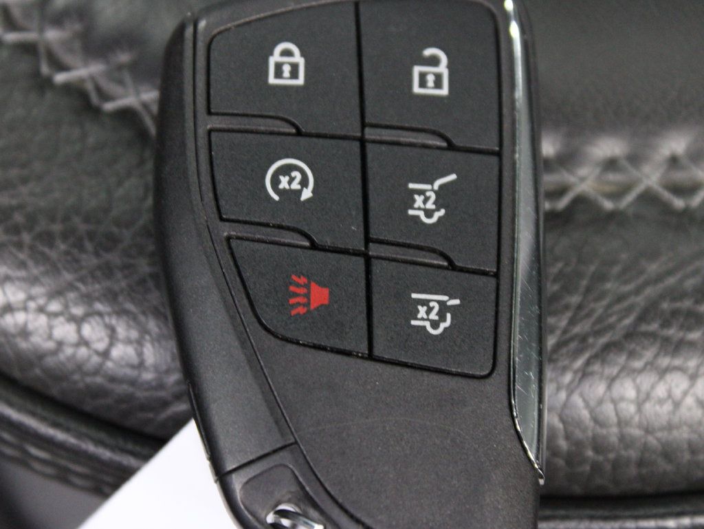 Used 2023 GMC Yukon XL Denali AWD/4WD image 75