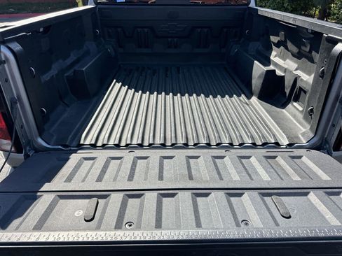 Used 2024 Chevrolet Colorado Trail Boss w/ Technology Package image 20