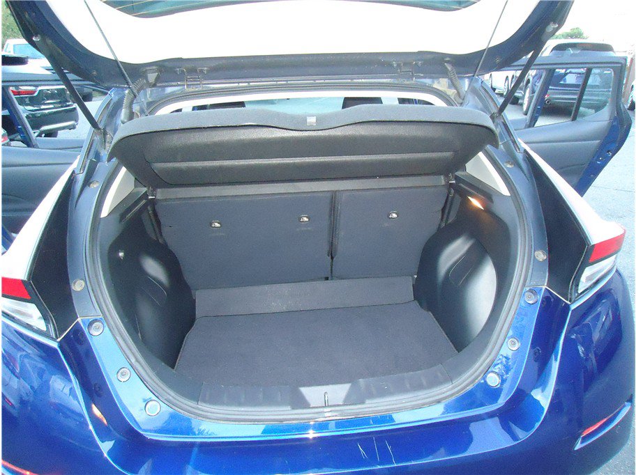Used 2020 Nissan Leaf SV w/ SV All Weather Package FWD image 16