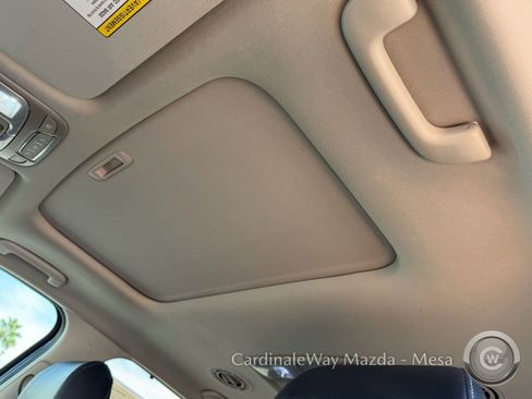 Used 2022 Kia Telluride EX w/ EX Premium Package image 22