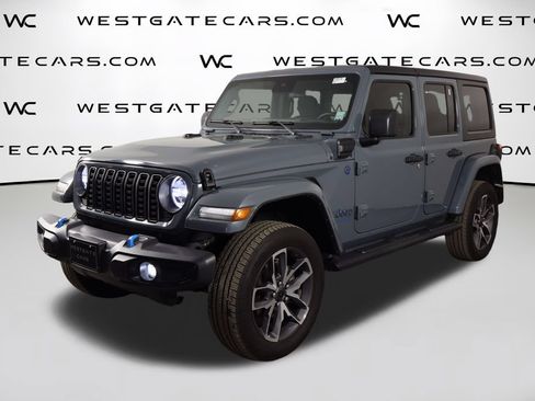Used 2024 Jeep Wrangler Unlimited w/ Convenience Group AWD/4WD image 1