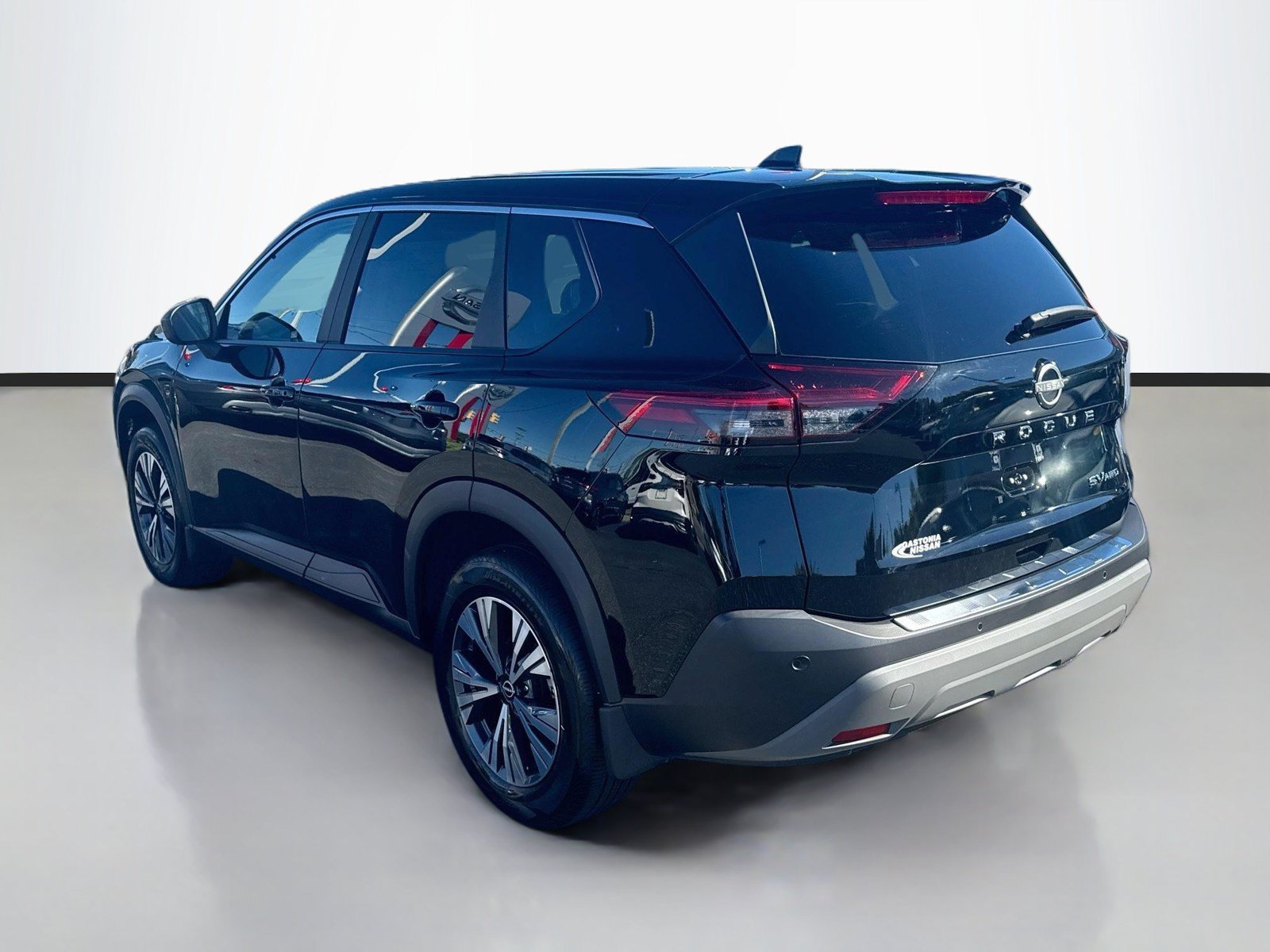 Used 2023 Nissan Rogue SV AWD/4WD image 5