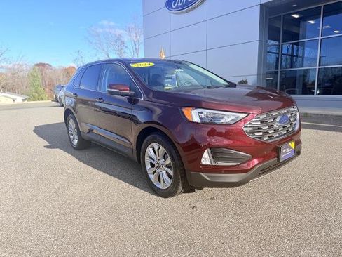 Certified 2024 Ford Edge Titanium image 2