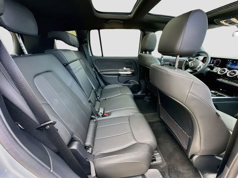 Used 2026 Mercedes-Benz GLB 250 image 27