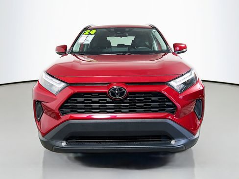 Used 2024 Toyota RAV4 XLE FWD image 11