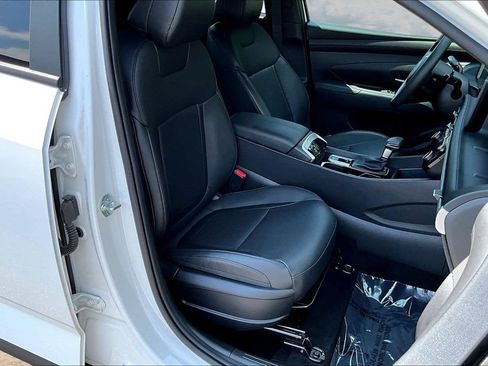Used 2025 Hyundai Santa Cruz SEL FWD image 32