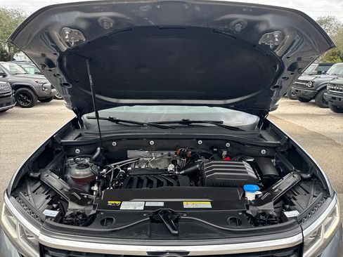 Used 2023 Volkswagen Atlas SE w/ Panoramic Sunroof Package image 31