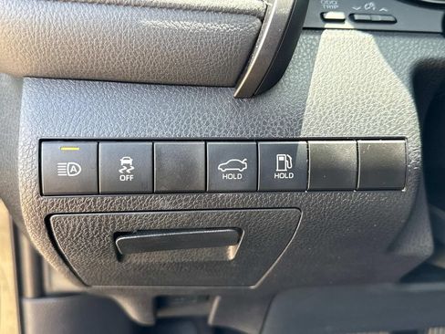 Used 2021 Toyota Camry XSE FWD image 27
