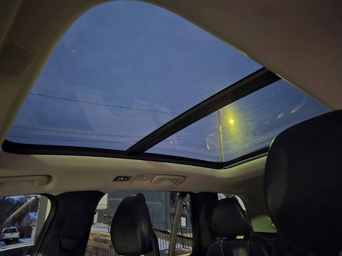 Used 2018 Volvo XC90 T6 Momentum w/ Convenience Package image 51