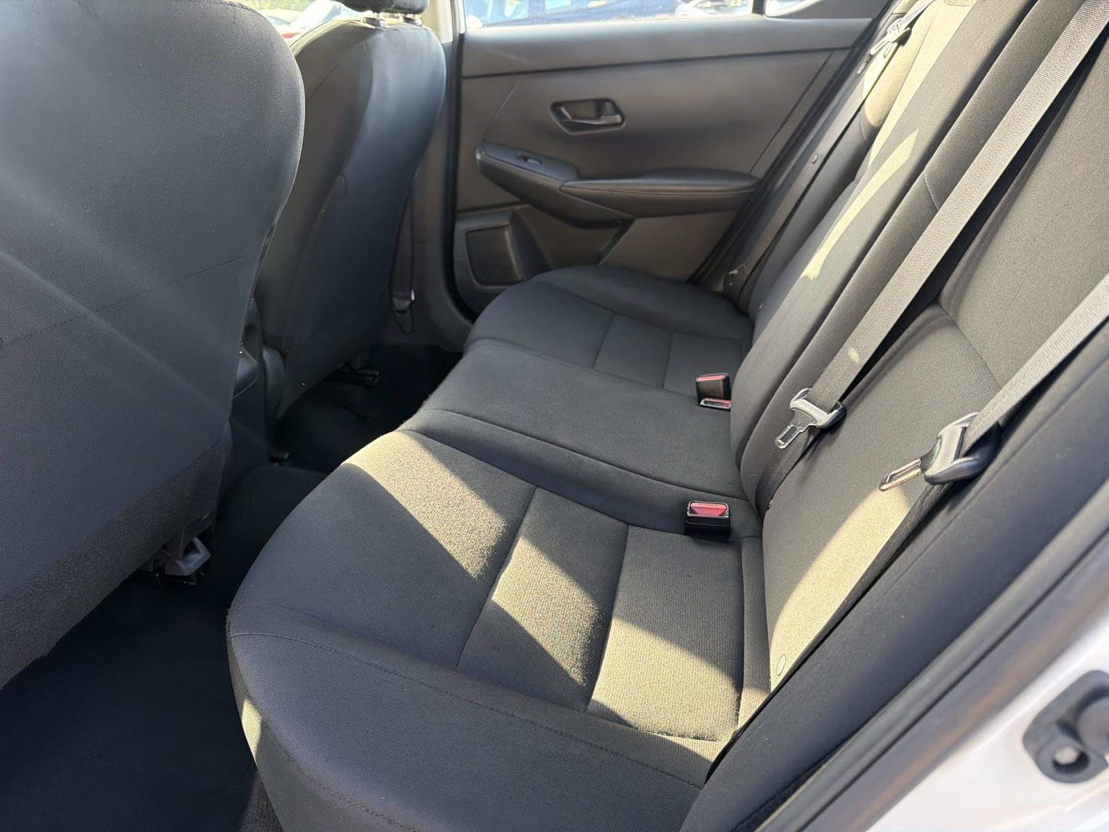 Used 2024 Nissan Sentra S FWD image 9