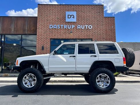Used 1997 Jeep Cherokee Country AWD/4WD image 3