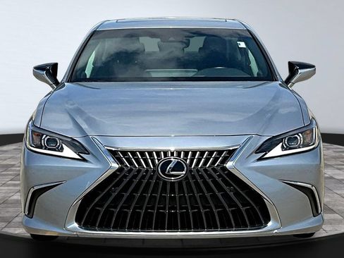 Used 2023 Lexus ES 350 w/ ES 350 Ultra Luxury Package FWD image 2