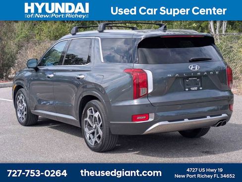 Used 2022 Hyundai Palisade Calligraphy FWD image 3