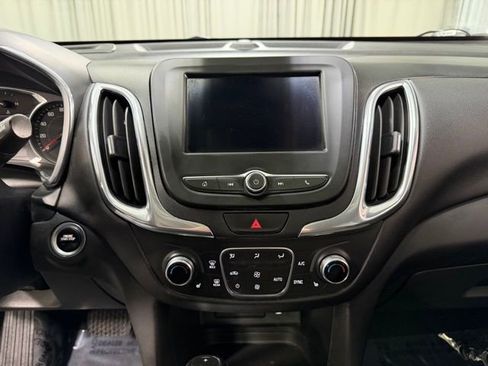 Used 2020 Chevrolet Equinox LT image 14