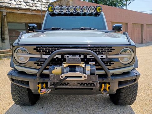 Used 2021 Ford Bronco First Edition AWD/4WD image 4