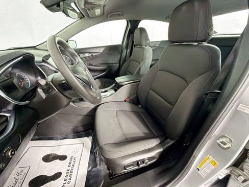 Used 2021 Chevrolet Malibu LT FWD image 19