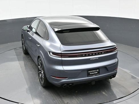 New 2026 Porsche Cayenne Coupe image 28
