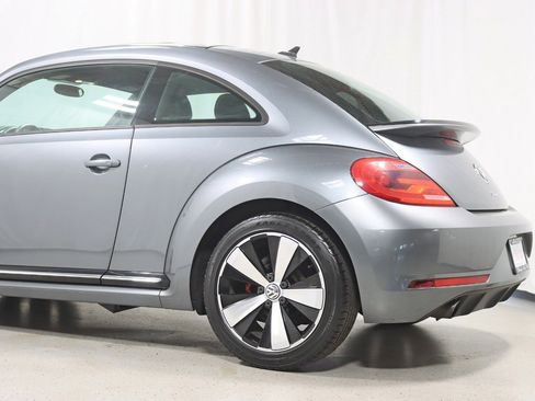 Used 2014 Volkswagen Beetle R-Line FWD image 10