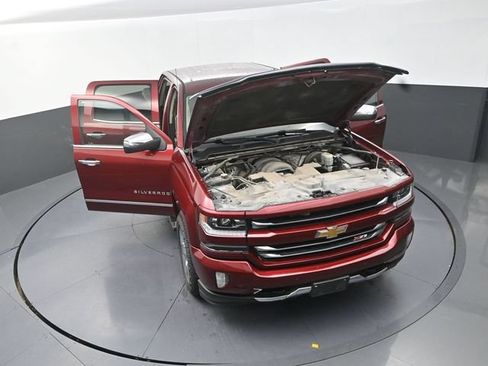 Used 2016 Chevrolet Silverado 1500 LTZ Z71 w/ LTZ Plus Package AWD/4WD image 40