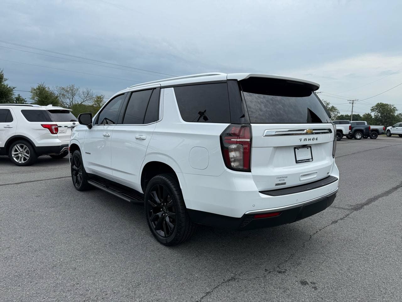 Used 2023 Chevrolet Tahoe LT RWD image 4