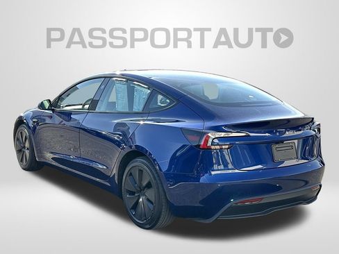 Used 2025 Tesla Model 3 RWD image 2