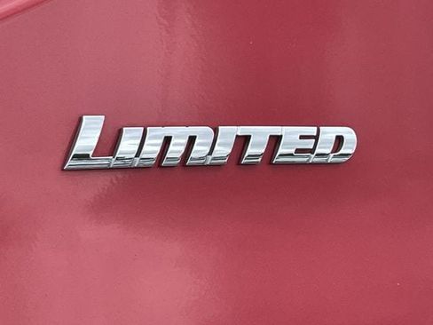 Used 2023 Toyota Tundra Limited w/ Power Package AWD/4WD image 30