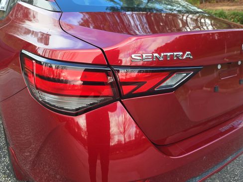 Used 2022 Nissan Sentra SV w/ All-Weather Package image 32