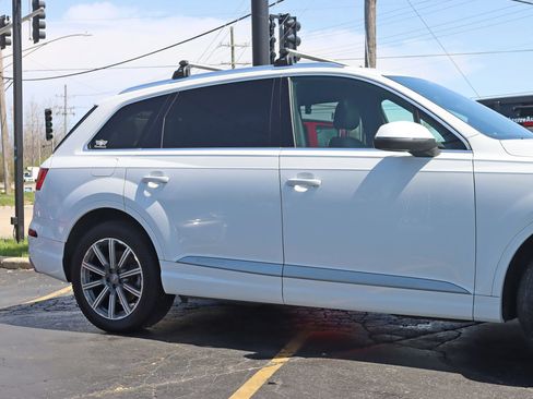 Used 2018 Audi Q7 3.0T Prestige w/ Prestige Package AWD/4WD image 4