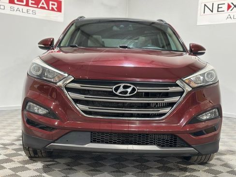 Used 2016 Hyundai Tucson Limited w/ Option Group 03 image 3