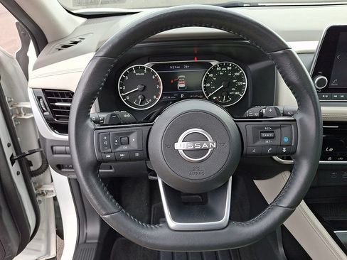 Certified 2023 Nissan Rogue SL AWD/4WD image 19