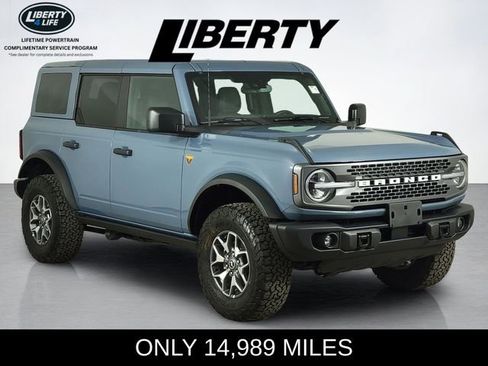 Used 2025 Ford Bronco Badlands AWD/4WD image 1