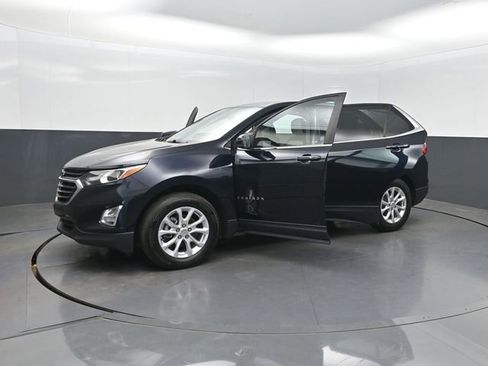 Used 2021 Chevrolet Equinox LT AWD/4WD image 35