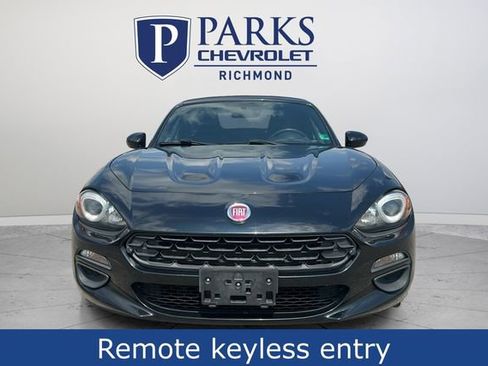 Used 2017 FIAT 124 Spider Classica RWD image 8