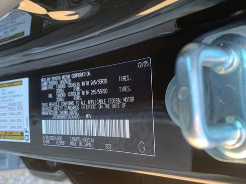 New 2026 Toyota 4Runner Limited AWD/4WD image 32
