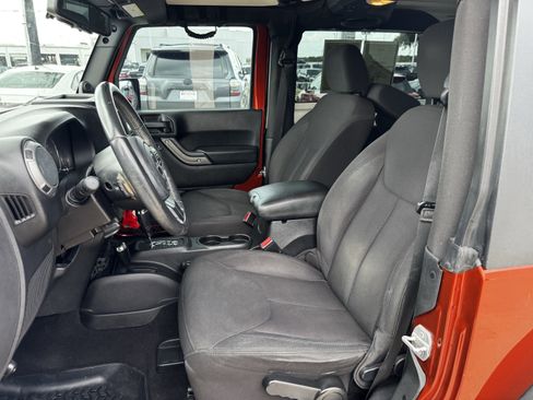 Used 2014 Jeep Wrangler Sport w/ Quick Order Package 24S AWD/4WD image 23