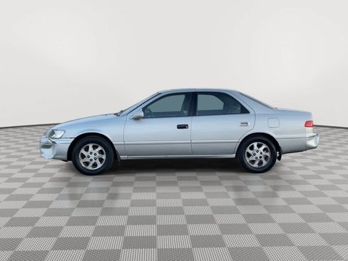 Used 2001 Toyota Camry LE image 5