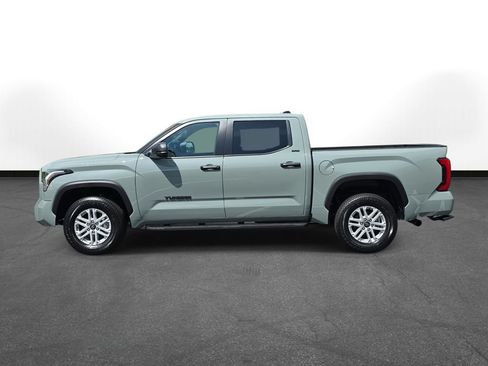 Used 2026 Toyota Tundra SR5 AWD/4WD image 9