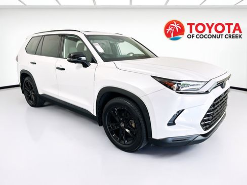 Used 2025 Toyota Grand Highlander AWD Hybrid image 1