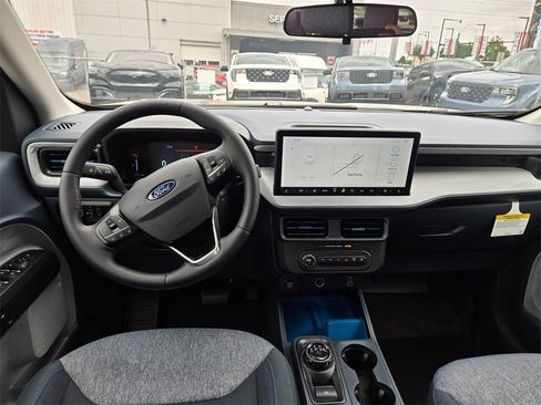 New 2025 Ford Maverick XLT w/ XLT Luxury Package image 10