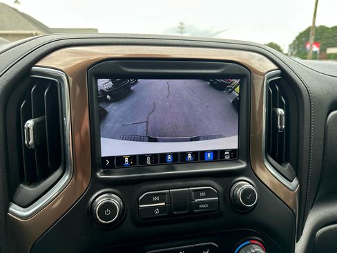 Used 2020 Chevrolet Silverado 2500 High Country w/ Z71 Off-Road Package image 19