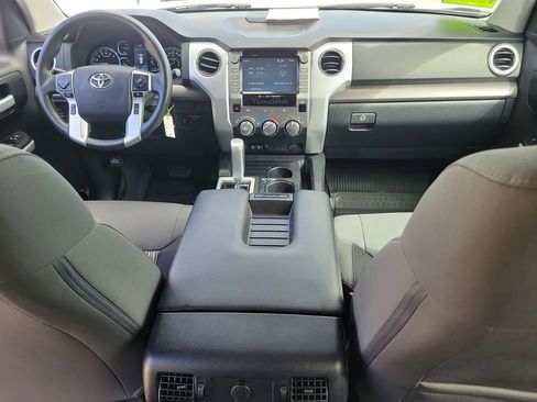 Used 2021 Toyota Tundra SR5 w/ SR5 Upgrade Package RWD image 18