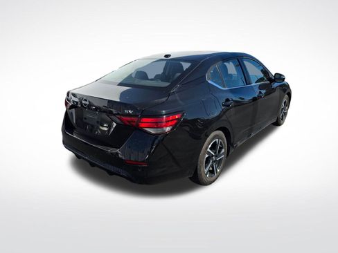 Used 2024 Nissan Sentra SV FWD image 5