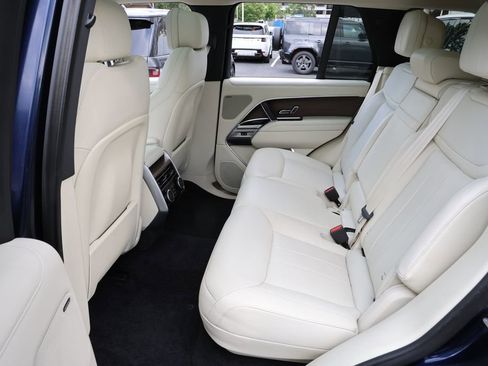 Used 2023 Land Rover Range Rover SE AWD/4WD image 19